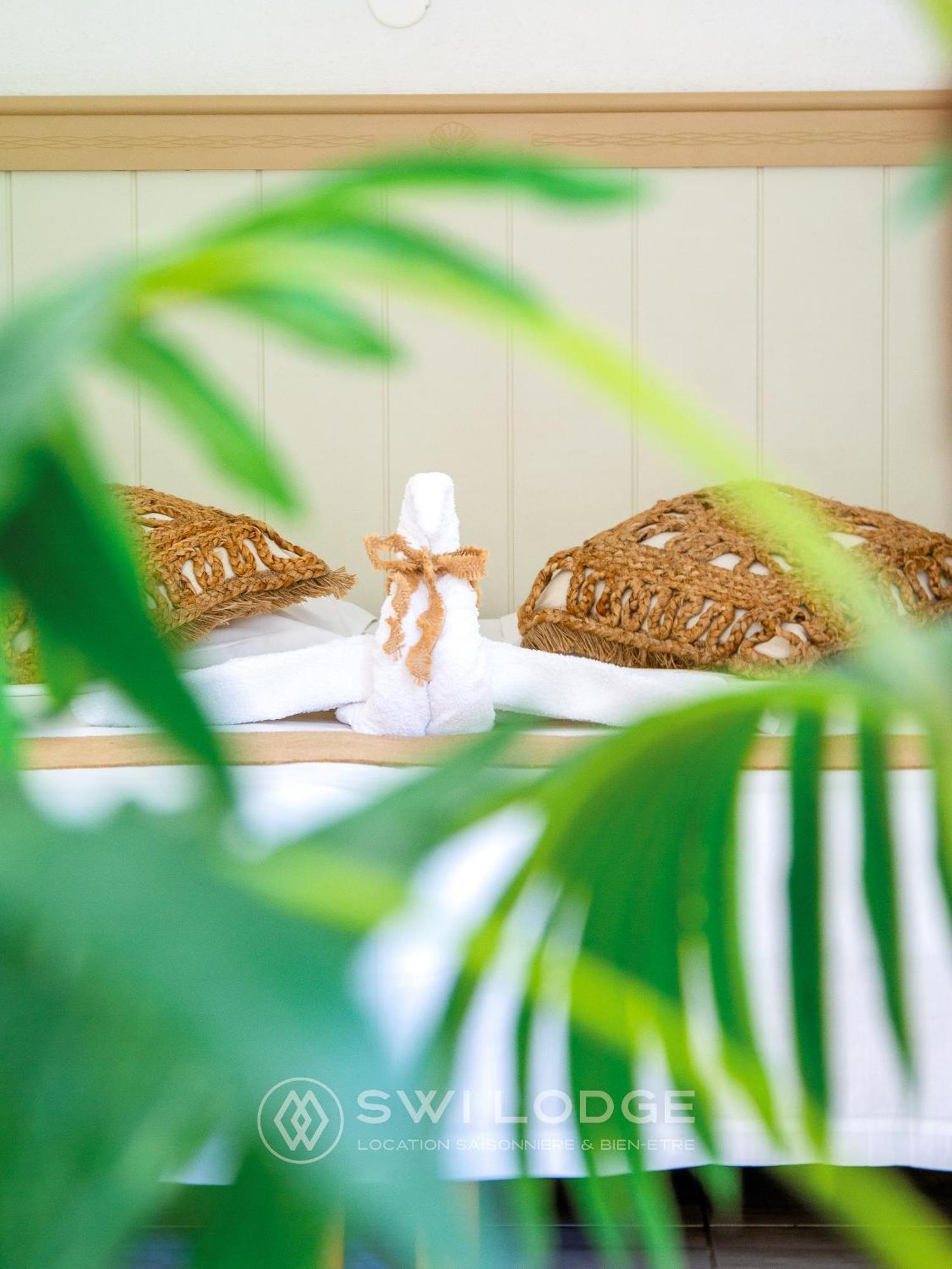 Swilodge Vue Sur Mer ! Petit Dejeuner Et Location De Voiture Possible Le Moule Luaran gambar