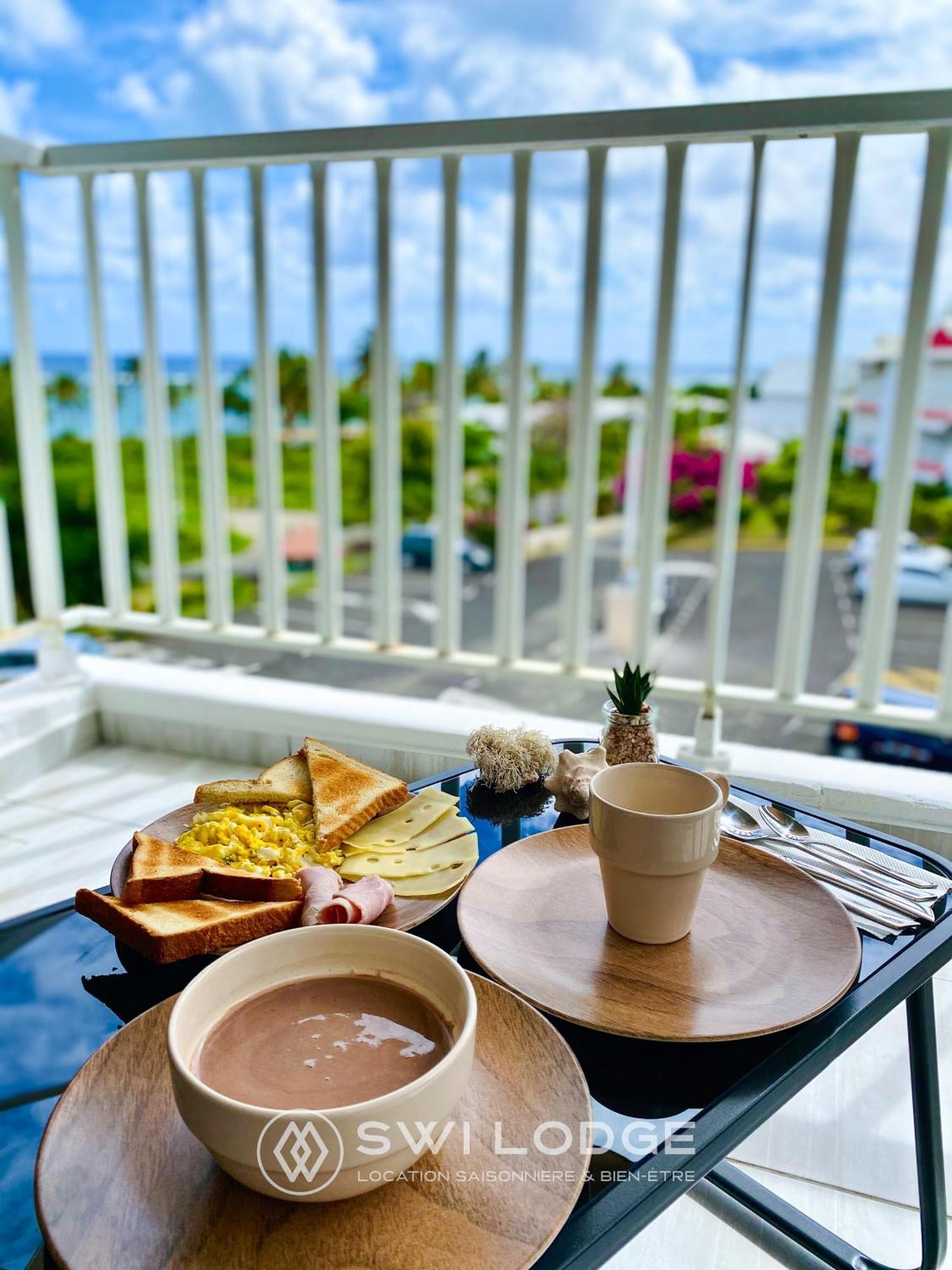 Swilodge Vue Sur Mer ! Petit Dejeuner Et Location De Voiture Possible Le Moule Luaran gambar