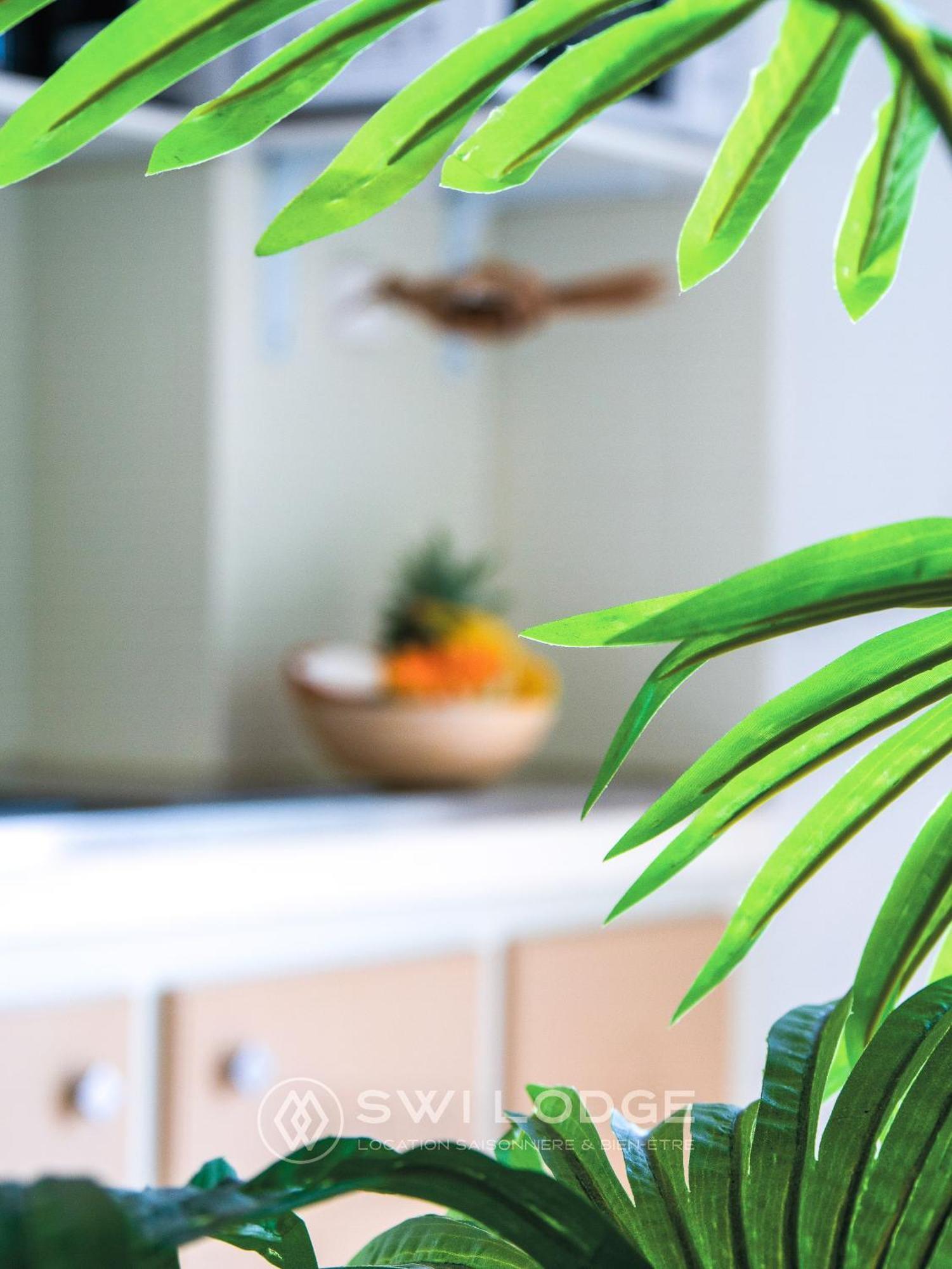 Swilodge Vue Sur Mer ! Petit Dejeuner Et Location De Voiture Possible Le Moule Luaran gambar